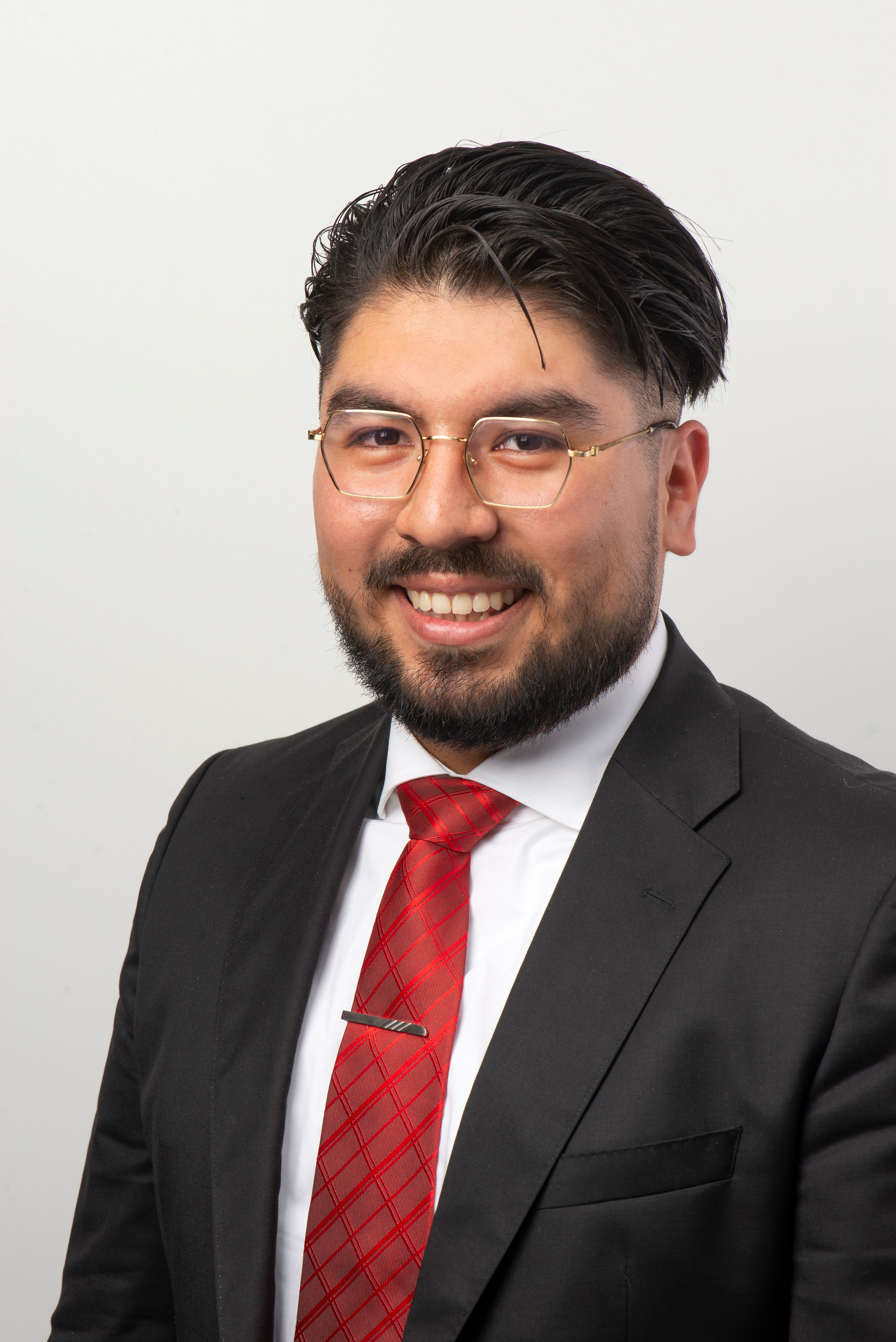 Profile picture: Carlos Roberto Hernández Gómez - Product Manager Optoelectronics
