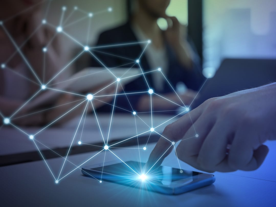 Person using phone and connects with the world